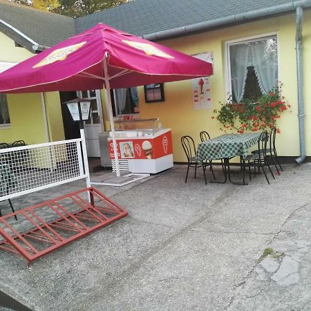 Vadasa Motel Es Etterem Hegyhátszentjakab Zewnętrze zdjęcie